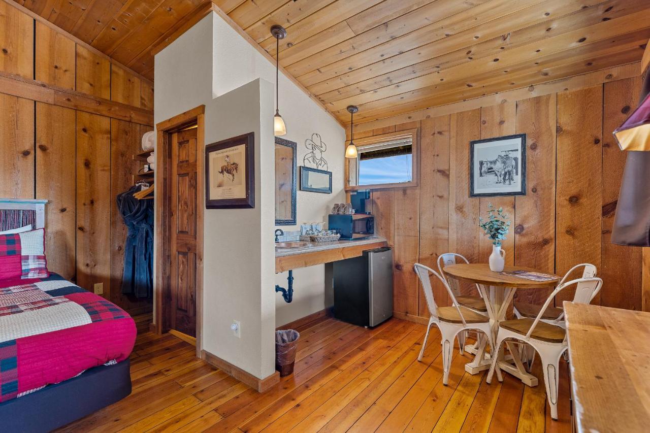 Bed and Breakfast Trapper'S Rendezvous Вильямс Экстерьер фото