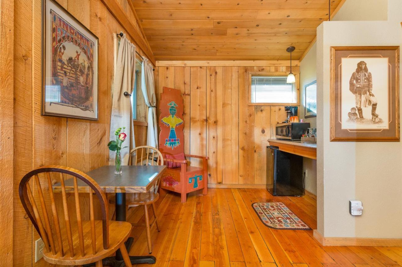 Bed and Breakfast Trapper'S Rendezvous Вильямс Экстерьер фото